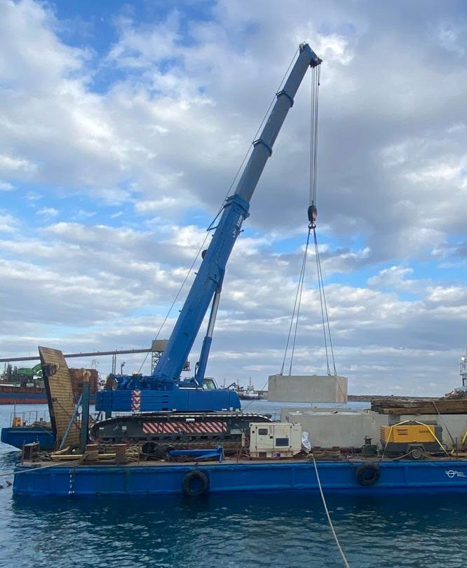 Liebherr LTR 1220 - Guindaste sobre esteiras: foto 1 Liebherr LTR 1220 - Guindaste sobre esteiras: foto 1