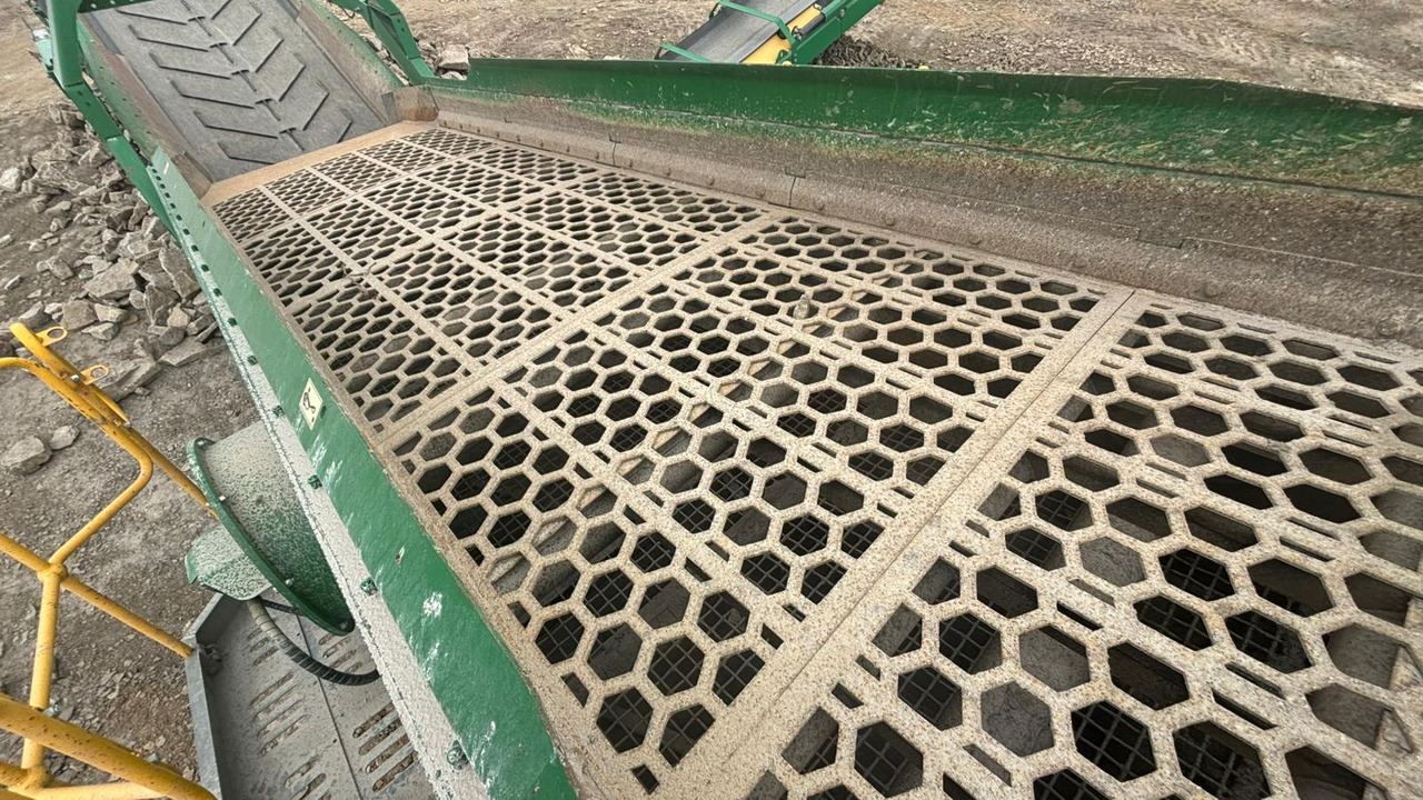 McCloskey R230 - Peneira vibratória: foto 5 McCloskey R230 - Peneira vibratória: foto 5