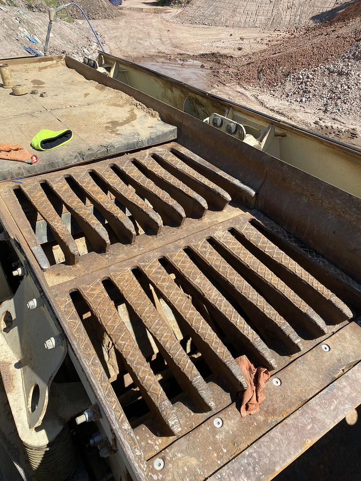 Metso LT120 - Britador de mandíbula: foto 4 Metso LT120 - Britador de mandíbula: foto 4