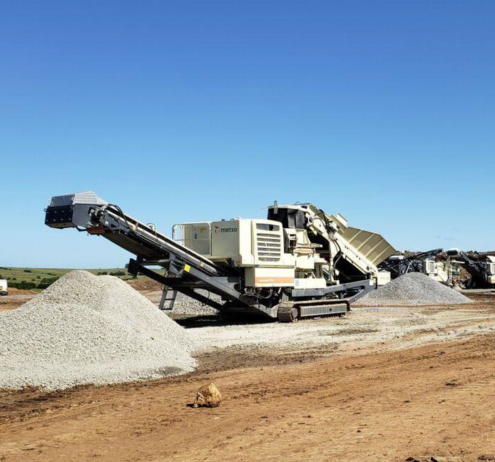 Metso LT7150 - Britador de mandíbula: foto 2 Metso LT7150 - Britador de mandíbula: foto 2
