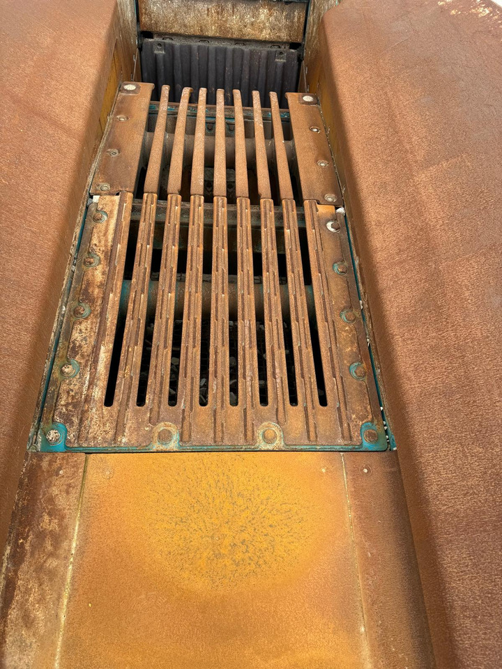 Powerscreen Premiertrak 330 - Britador de mandíbula: foto 4 Powerscreen Premiertrak 330 - Britador de mandíbula: foto 4