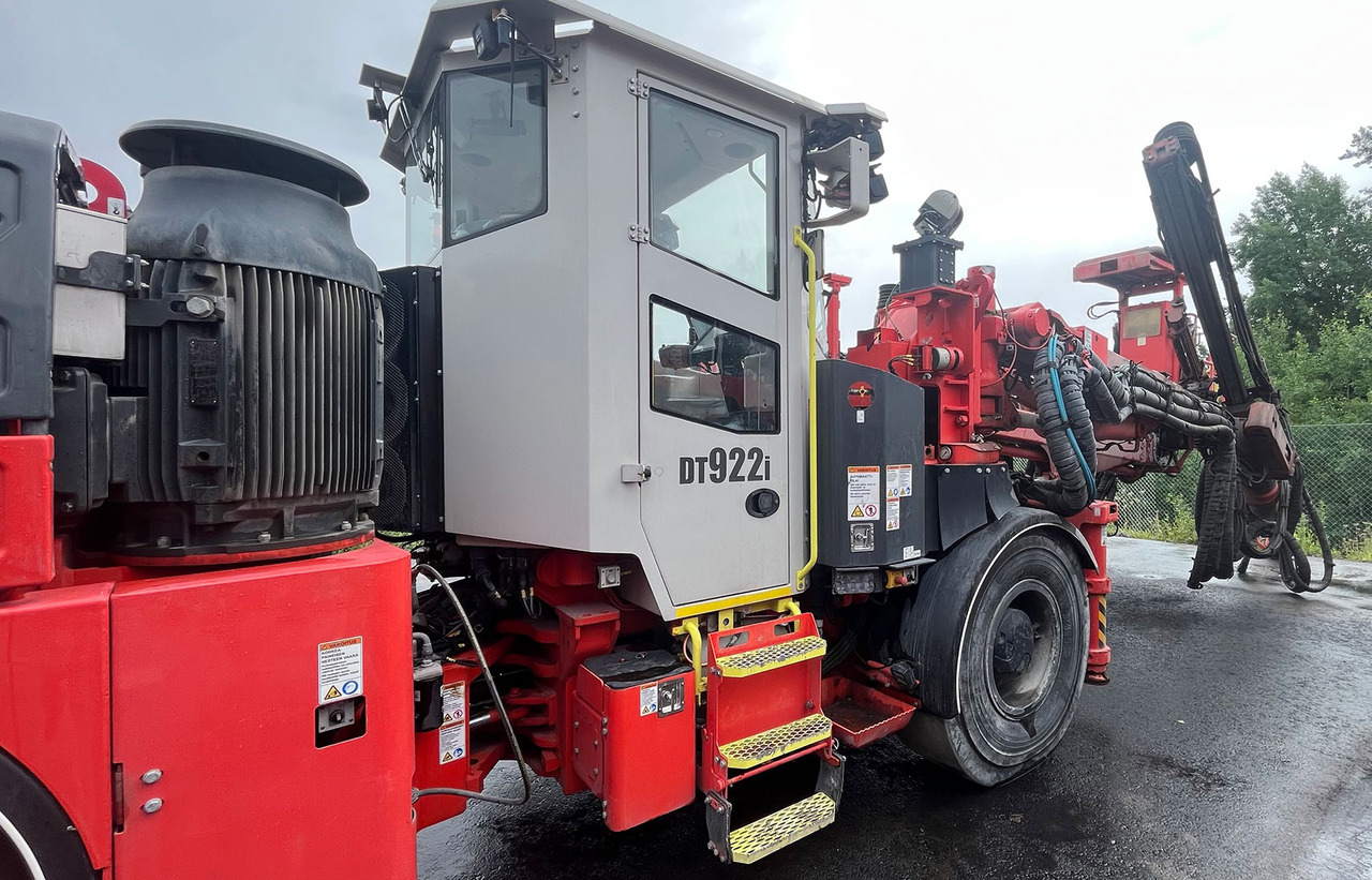 Sandvik DT922I - Máquina de perfuração direcional: foto 3 Sandvik DT922I - Máquina de perfuração direcional: foto 3