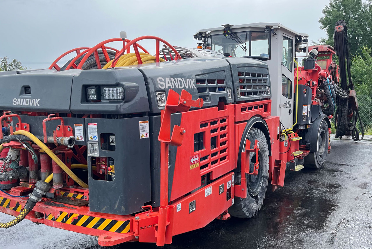 Sandvik DT922I - Máquina de perfuração direcional: foto 4 Sandvik DT922I - Máquina de perfuração direcional: foto 4