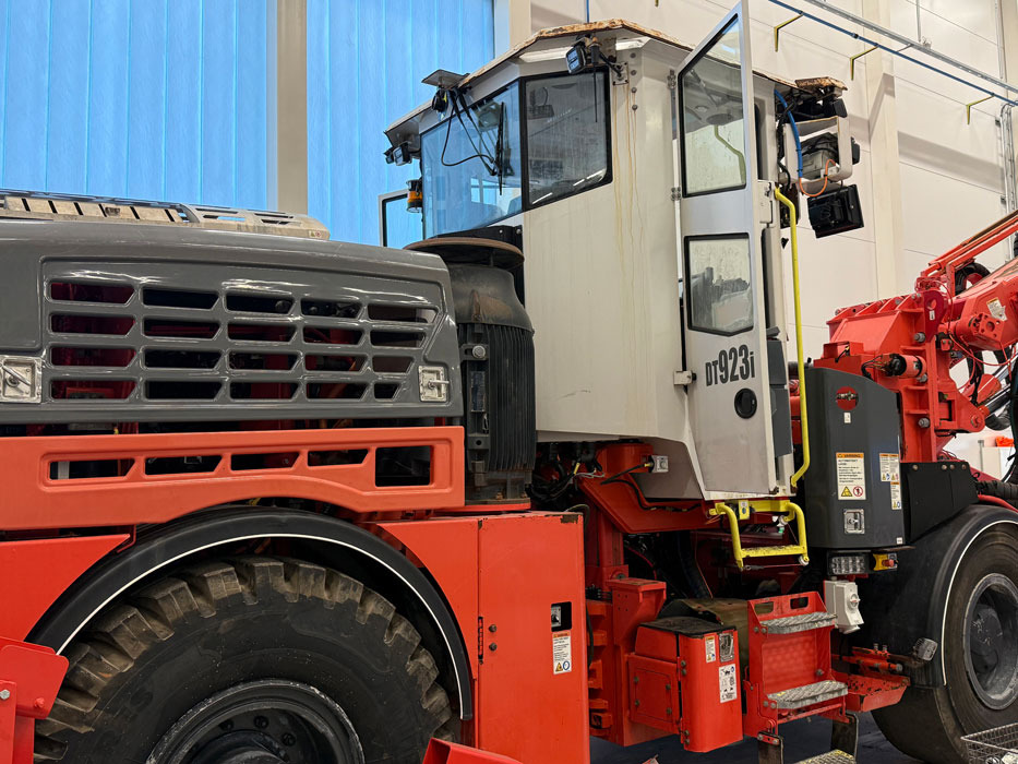 Sandvik DT923I - Máquina de perfuração direcional: foto 2 Sandvik DT923I - Máquina de perfuração direcional: foto 2