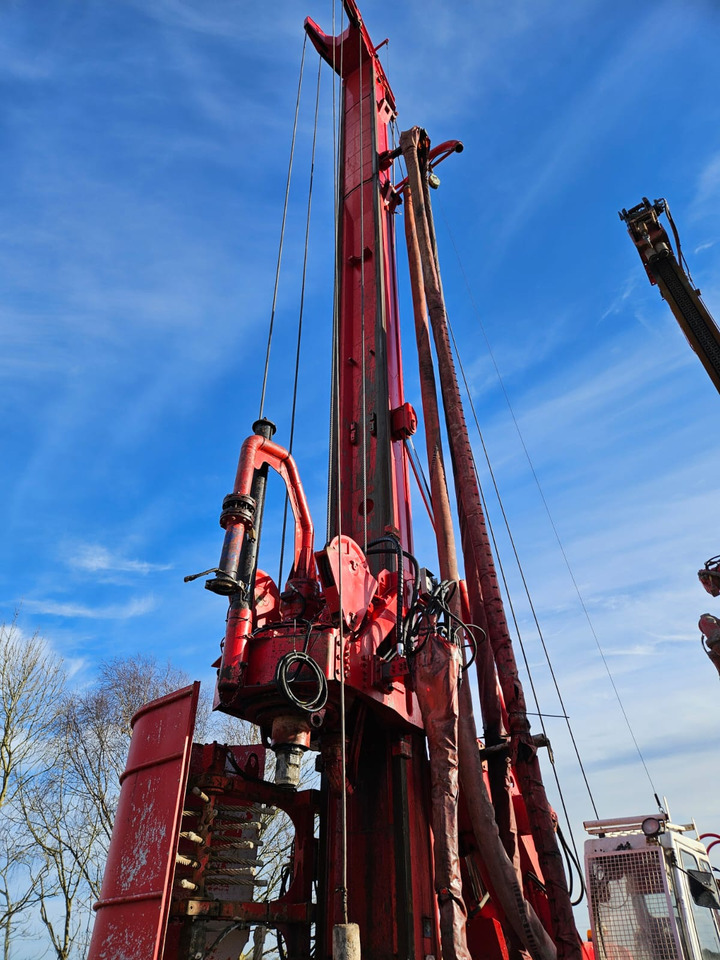 Soilmec R312 / 200 - Máquina de perfuração: foto 5 Soilmec R312 / 200 - Máquina de perfuração: foto 5