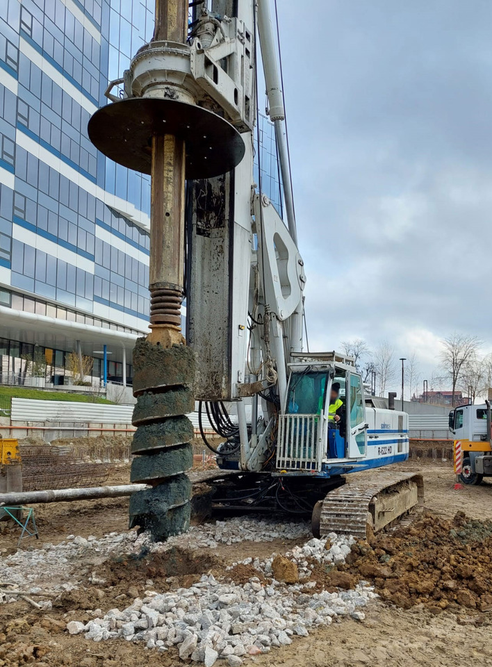 Soilmec R622 HD - Bate estaca: foto 1 Soilmec R622 HD - Bate estaca: foto 1