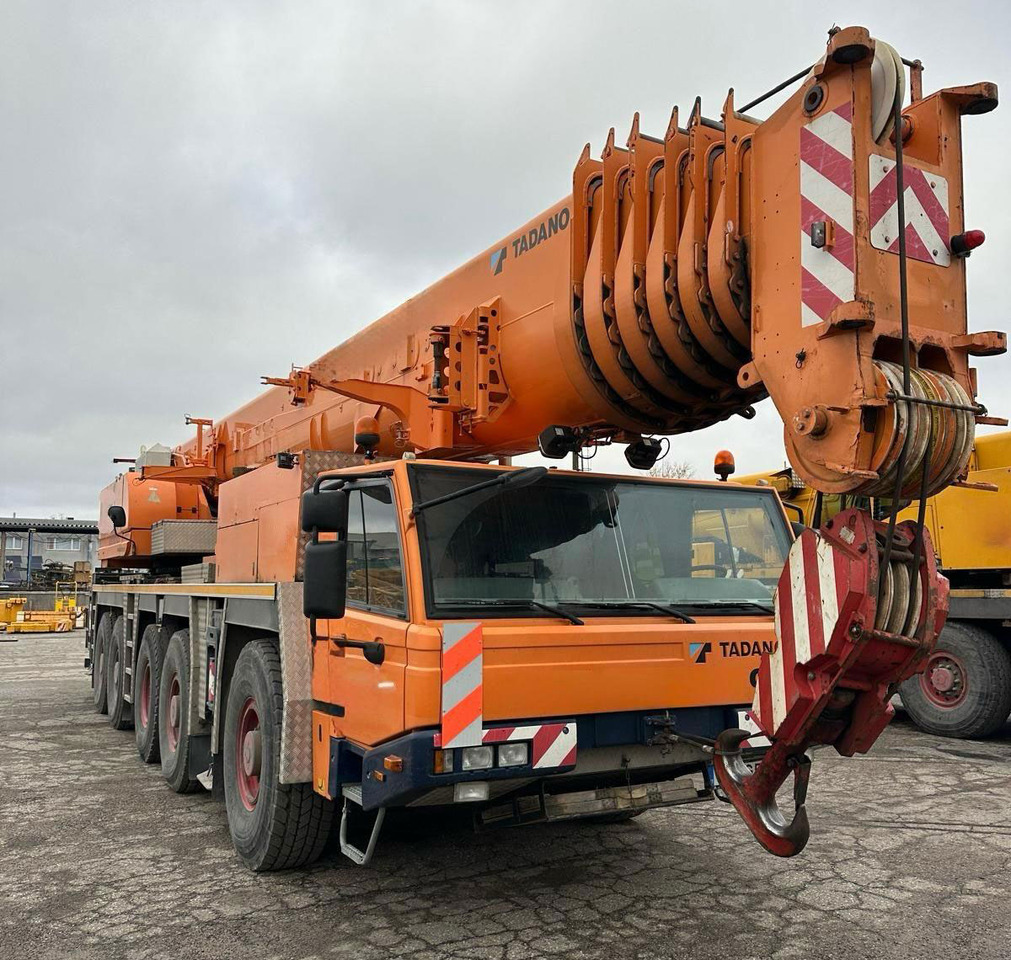 Tadano Faun ATF 220G-5 - Grua móvel: foto 4 Tadano Faun ATF 220G-5 - Grua móvel: foto 4