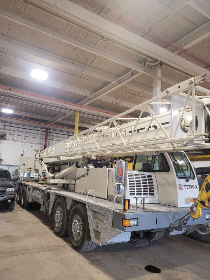 Terex T560 - Grua móvel: foto 1 Terex T560 - Grua móvel: foto 1