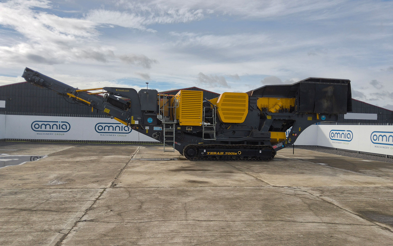 Tesab 700ie - Britador de mandíbula: foto 3 Tesab 700ie - Britador de mandíbula: foto 3