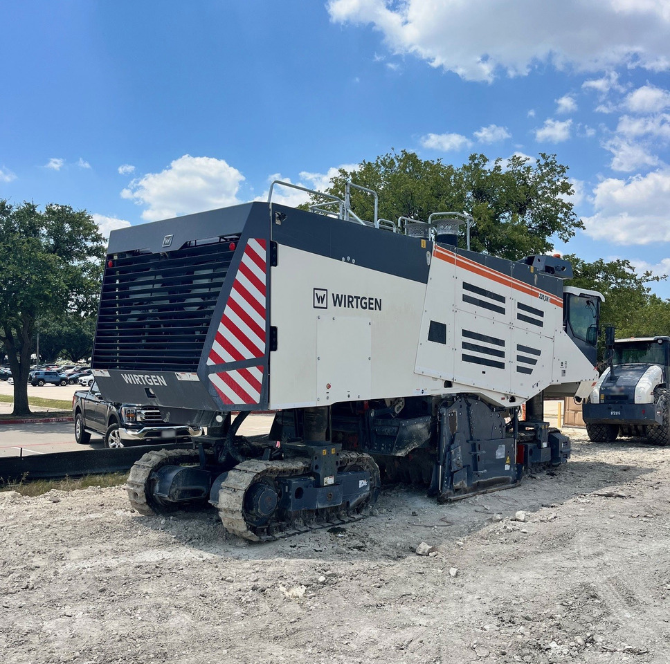 Wirtgen 220 SMI - Aplainadora (Fresadora): foto 3 Wirtgen 220 SMI - Aplainadora (Fresadora): foto 3