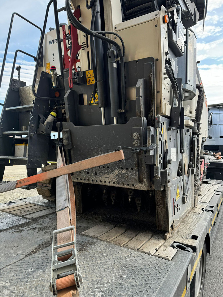 Wirtgen W 100 CFI - Aplainadora (Fresadora): foto 4 Wirtgen W 100 CFI - Aplainadora (Fresadora): foto 4