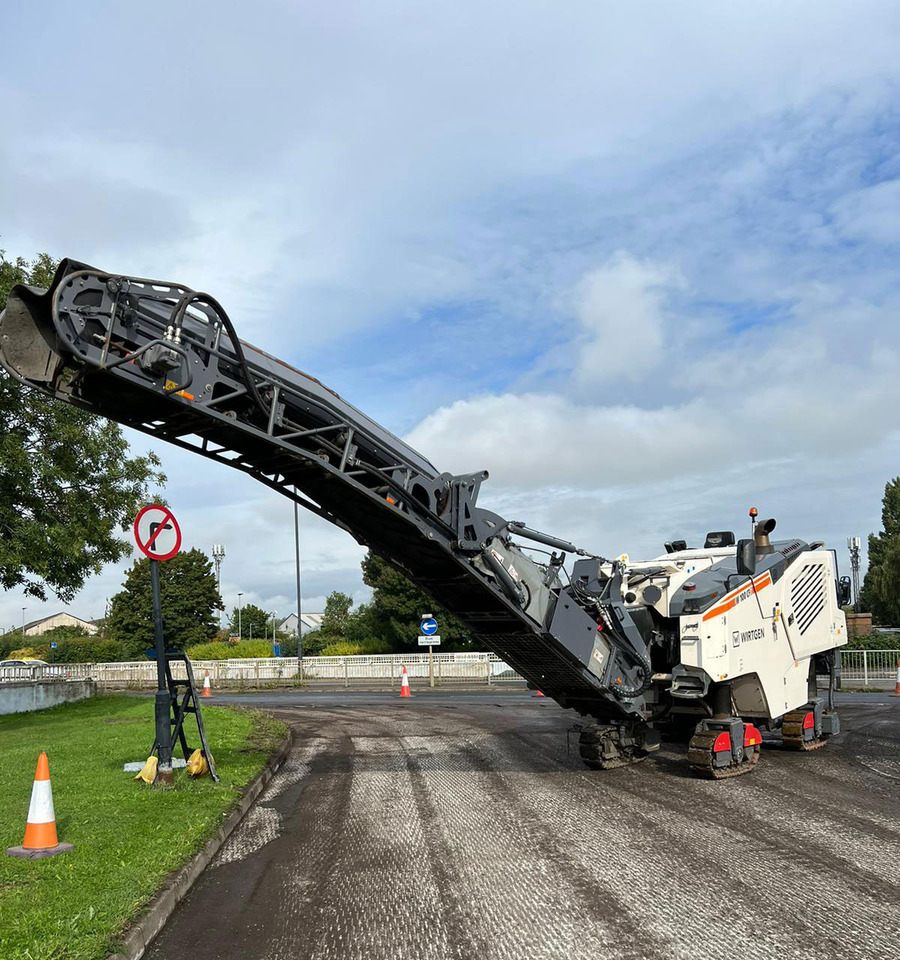 Wirtgen W 100 CFI - Aplainadora (Fresadora): foto 3 Wirtgen W 100 CFI - Aplainadora (Fresadora): foto 3