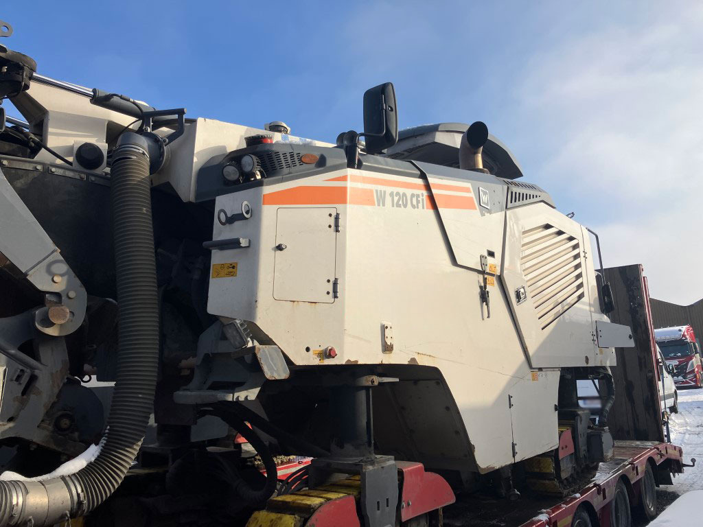 Wirtgen W 120 CFI - Aplainadora (Fresadora): foto 1 Wirtgen W 120 CFI - Aplainadora (Fresadora): foto 1