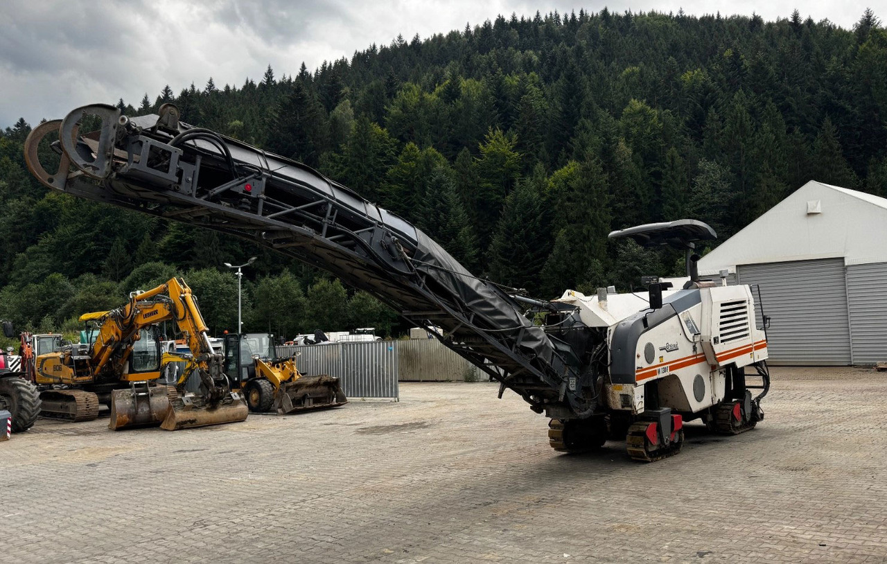 Wirtgen W 130 F - Aplainadora (Fresadora): foto 1 Wirtgen W 130 F - Aplainadora (Fresadora): foto 1
