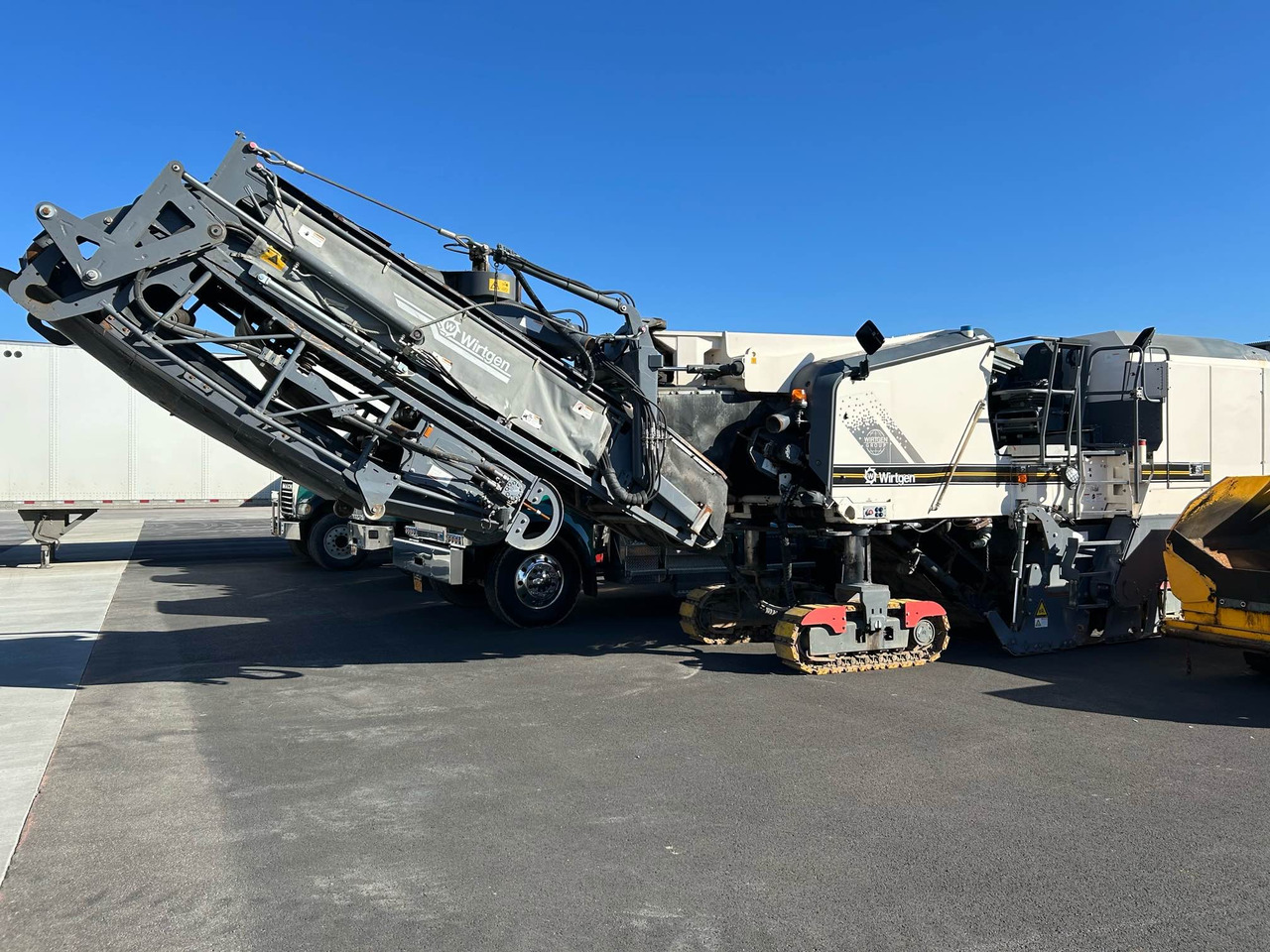 Wirtgen W 200 I - Aplainadora (Fresadora): foto 1 Wirtgen W 200 I - Aplainadora (Fresadora): foto 1