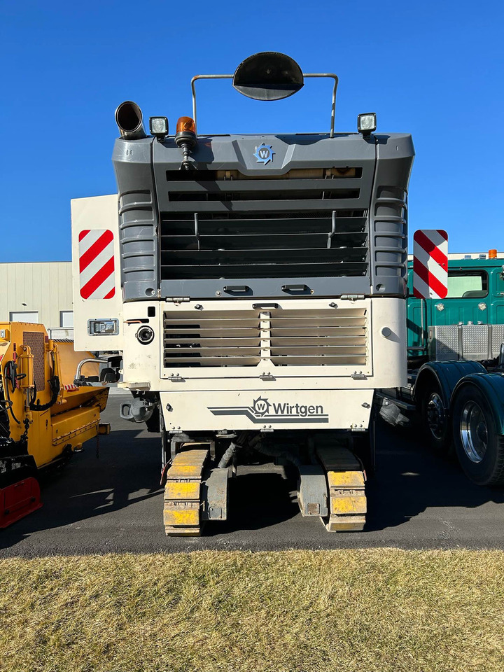 Wirtgen W 200 I - Aplainadora (Fresadora): foto 4 Wirtgen W 200 I - Aplainadora (Fresadora): foto 4