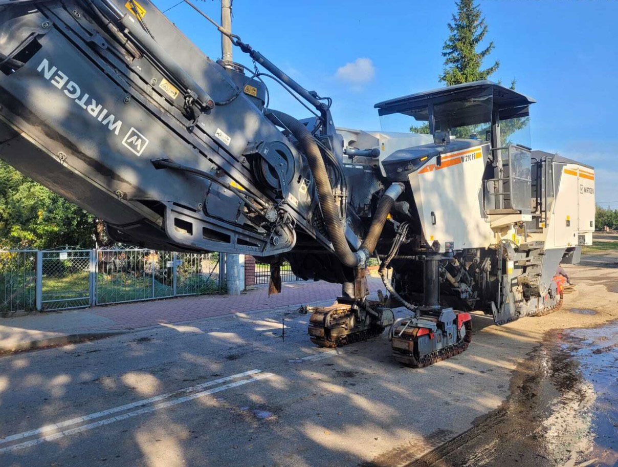 Wirtgen W 210 FI - Aplainadora (Fresadora): foto 2 Wirtgen W 210 FI - Aplainadora (Fresadora): foto 2