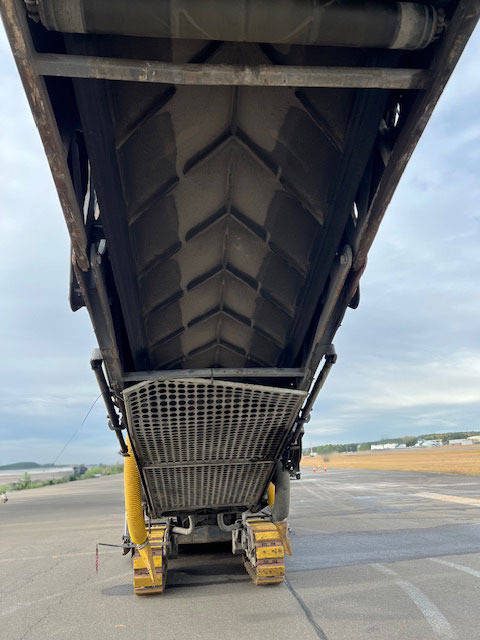 Wirtgen W 220 Fi - Aplainadora (Fresadora): foto 5 Wirtgen W 220 Fi - Aplainadora (Fresadora): foto 5