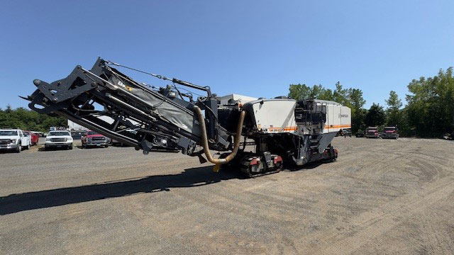 Wirtgen W 220 I - Aplainadora (Fresadora): foto 4 Wirtgen W 220 I - Aplainadora (Fresadora): foto 4