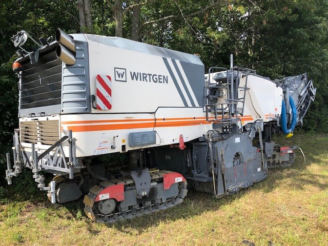 Wirtgen W 220 I - Aplainadora (Fresadora): foto 2 Wirtgen W 220 I - Aplainadora (Fresadora): foto 2