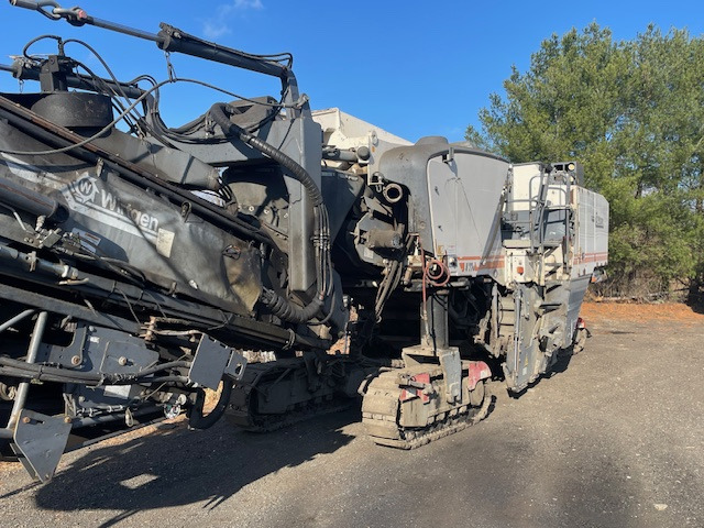 Wirtgen W 220 - Aplainadora (Fresadora): foto 3 Wirtgen W 220 - Aplainadora (Fresadora): foto 3
