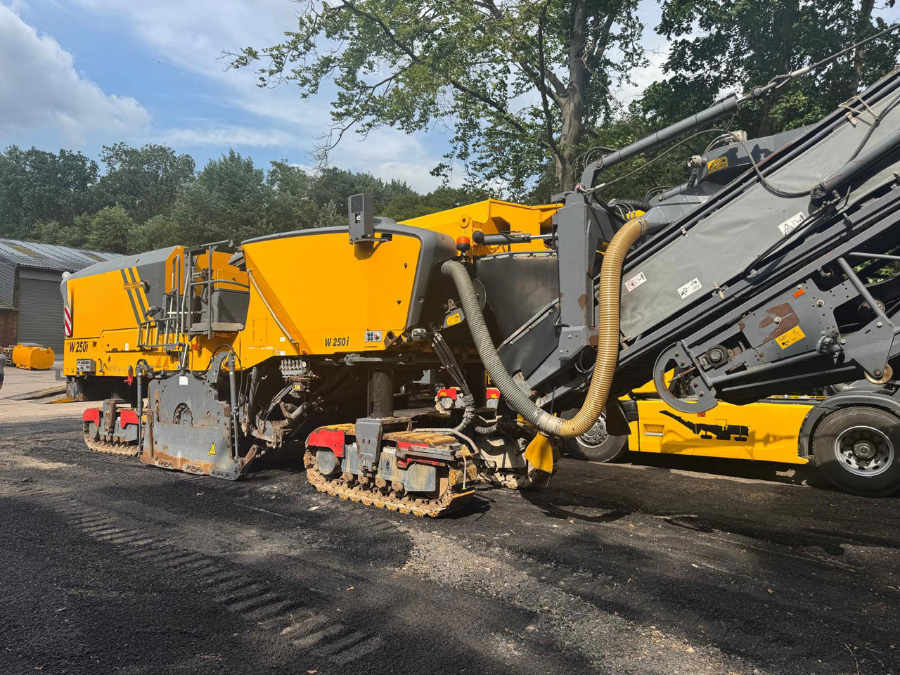 Wirtgen W 250 I - Aplainadora (Fresadora): foto 3 Wirtgen W 250 I - Aplainadora (Fresadora): foto 3
