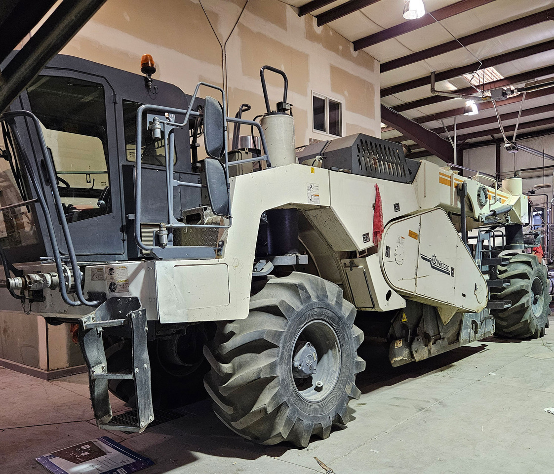 Wirtgen WR 2400 - Estabilizador de solos: foto 3 Wirtgen WR 2400 - Estabilizador de solos: foto 3