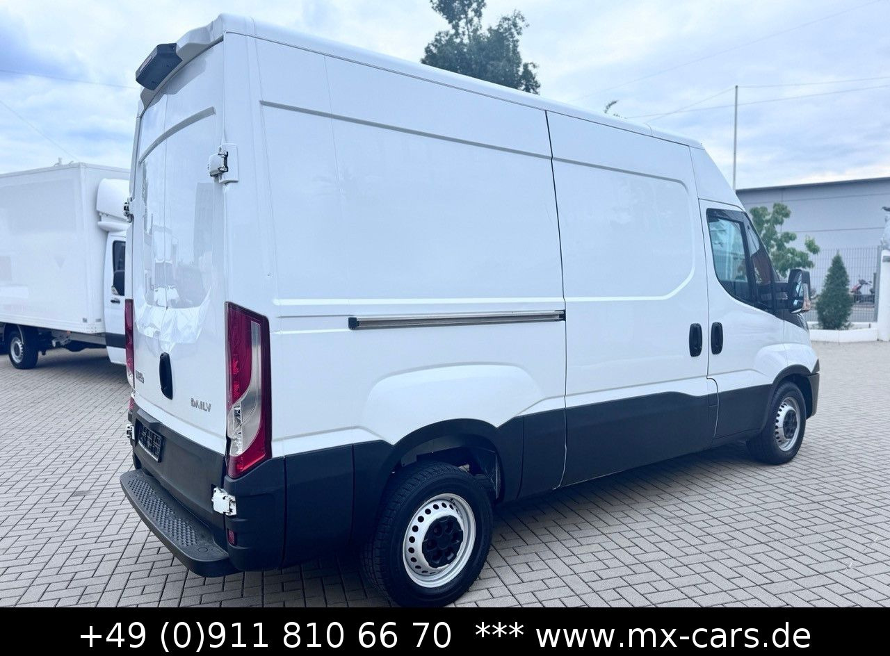 Iveco Daily 35S11 Kasten L2H2 - Furgão: foto 5 Iveco Daily 35S11 Kasten L2H2 - Furgão: foto 5