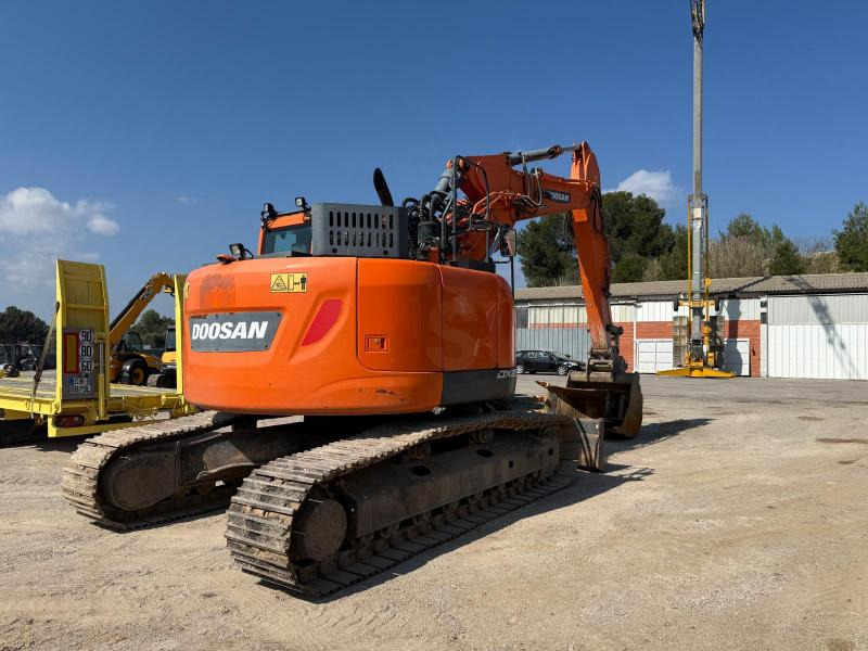 Doosan DX235LCR - Escavadora de rastos: foto 4 Doosan DX235LCR - Escavadora de rastos: foto 4