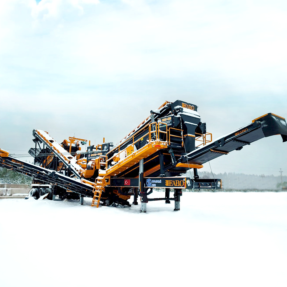 FABO MOBILE CRUSHING PLANT - Máquina de mineração: foto 1 FABO MOBILE CRUSHING PLANT - Máquina de mineração: foto 1