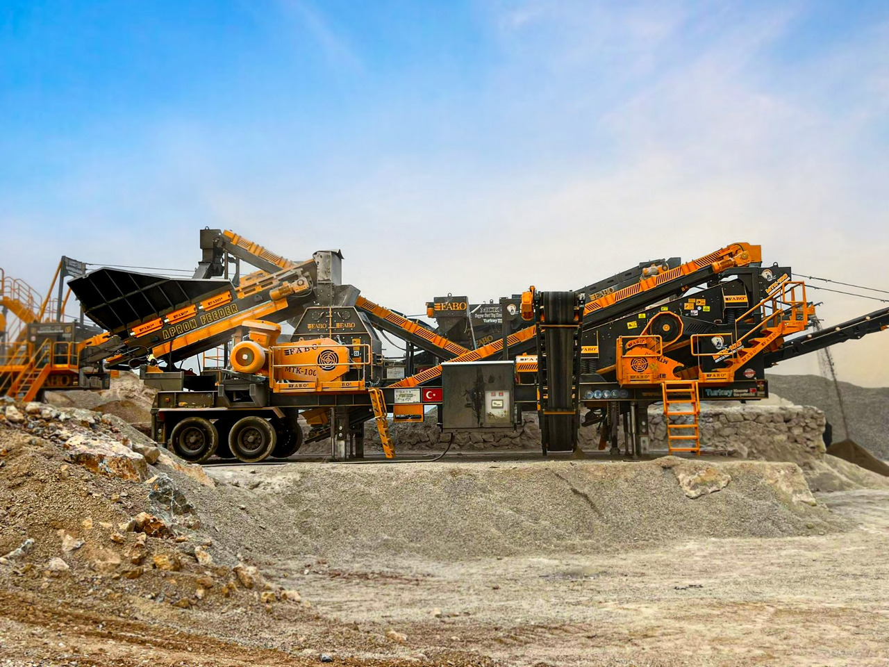 FABO Mining machinery - crushing plant - Máquina de mineração: foto 3 FABO Mining machinery - crushing plant - Máquina de mineração: foto 3