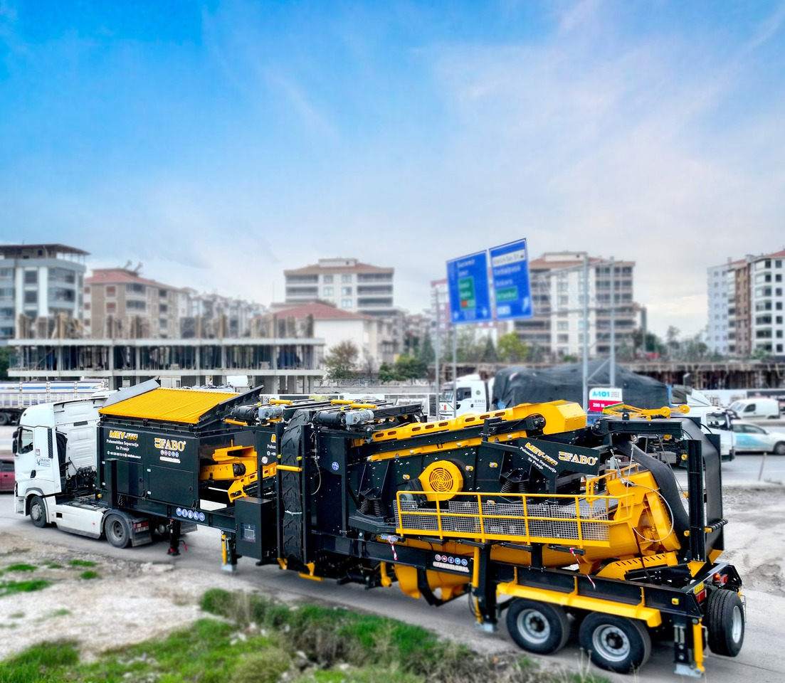 FABO Mobile crusher - Britadeira móvel: foto 1 FABO Mobile crusher - Britadeira móvel: foto 1