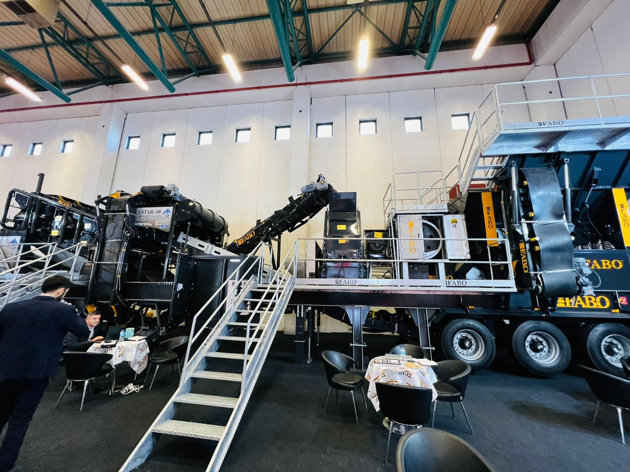 FABO Mobile crusher - Britadeira móvel: foto 3 FABO Mobile crusher - Britadeira móvel: foto 3