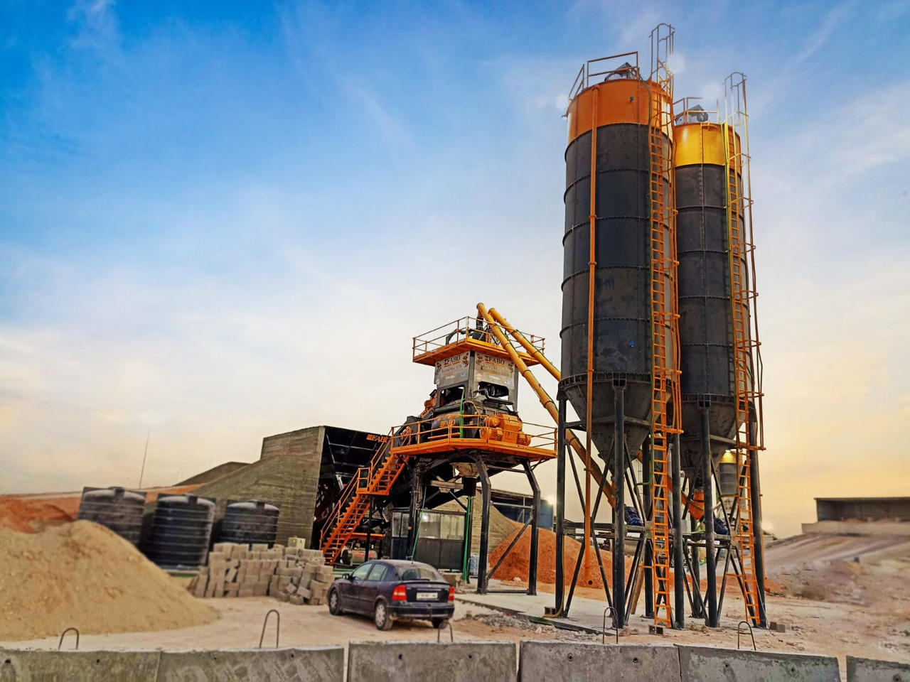 FABO compact concrete plant - Central de betão: foto 4 FABO compact concrete plant - Central de betão: foto 4