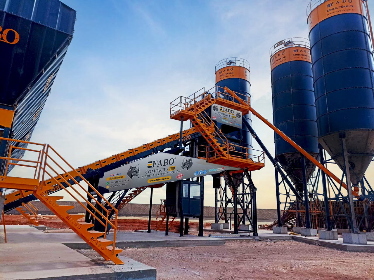FABO compact concrete plant - Central de betão: foto 5 FABO compact concrete plant - Central de betão: foto 5
