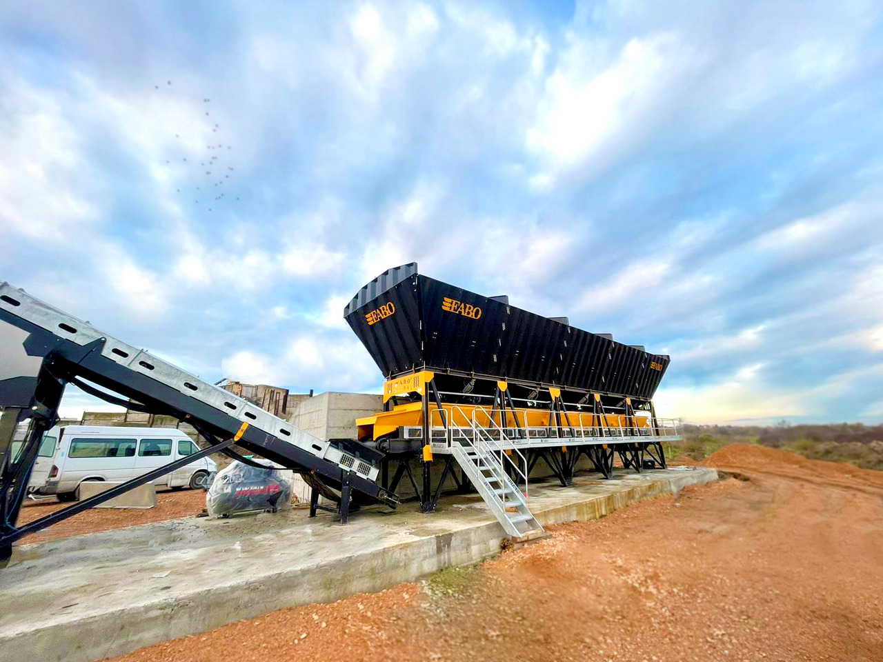 FABO compact concrete plant - Central de betão: foto 5 FABO compact concrete plant - Central de betão: foto 5