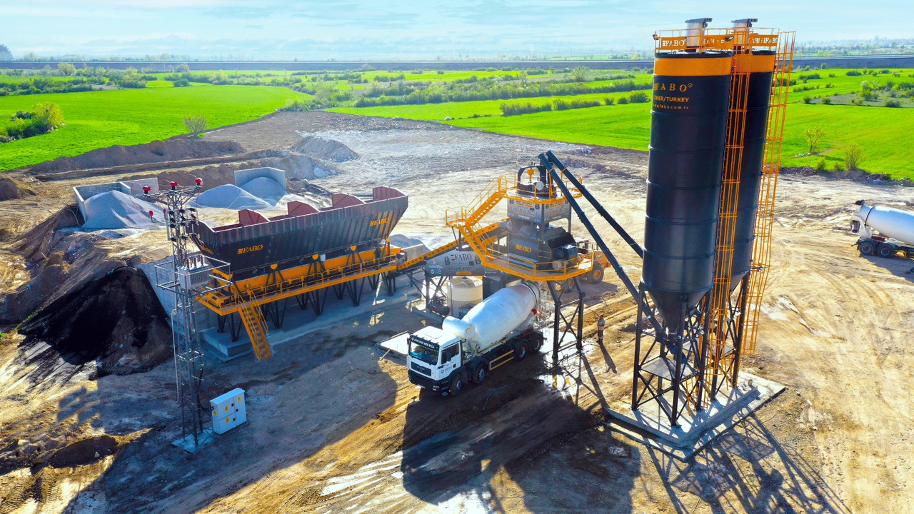 FABO compact concrete plant - Central de betão: foto 1 FABO compact concrete plant - Central de betão: foto 1