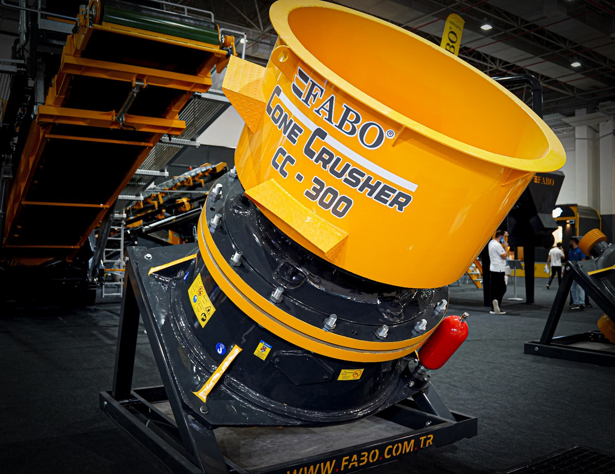 FABO cone crusher - Britador de cone: foto 1 FABO cone crusher - Britador de cone: foto 1