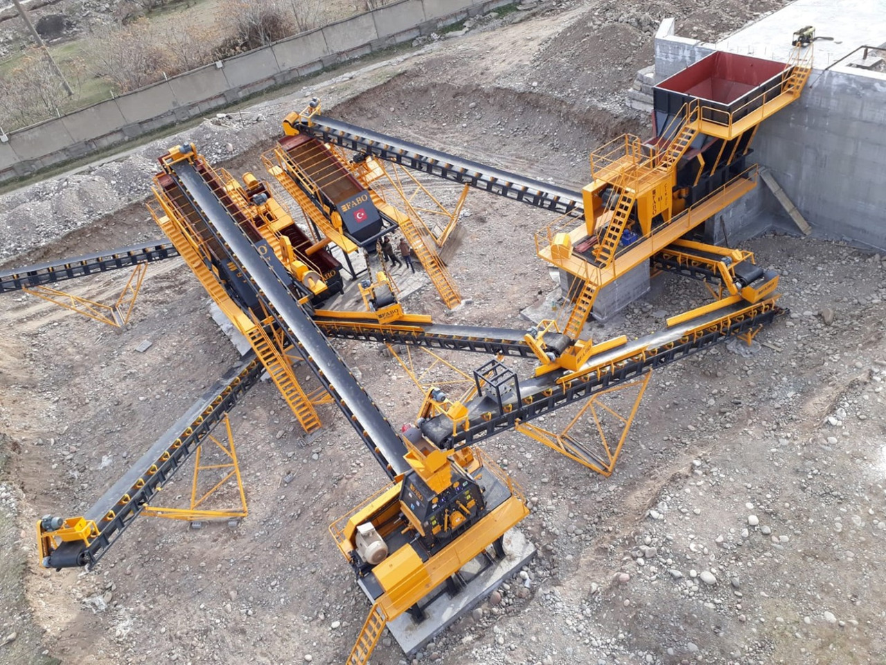 FABO crusher - stone crusher - crushers - Britador: foto 1 FABO crusher - stone crusher - crushers - Britador: foto 1