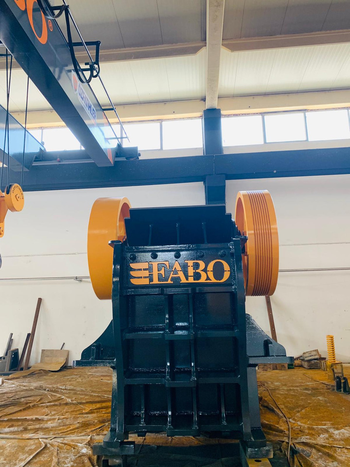 FABO jaw crusher - Britador de mandíbula: foto 4 FABO jaw crusher - Britador de mandíbula: foto 4