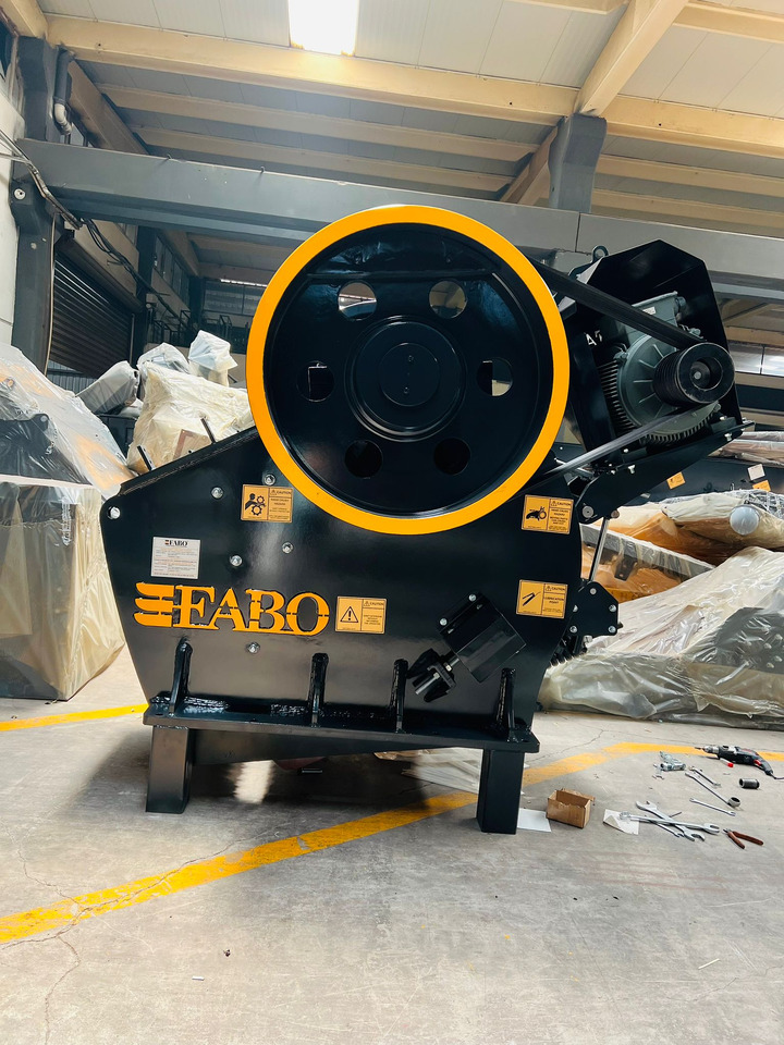 FABO jaw crusher - Britador de mandíbula: foto 2 FABO jaw crusher - Britador de mandíbula: foto 2