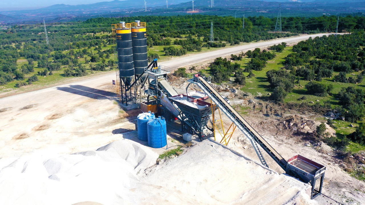 FABO mobile concrete batching plant - Central de betão: foto 2 FABO mobile concrete batching plant - Central de betão: foto 2
