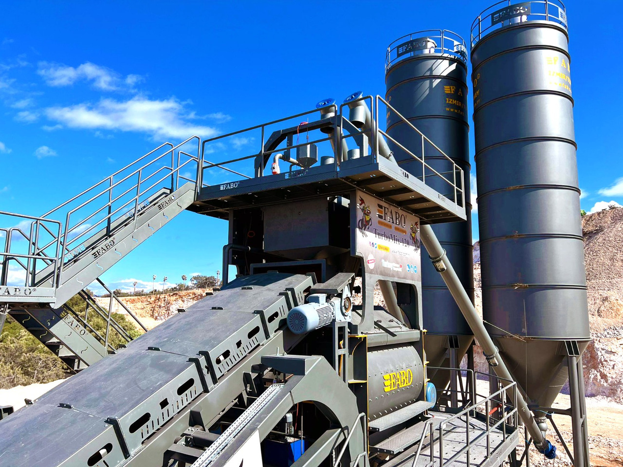 FABO mobile concrete batching plant - Central de betão: foto 5 FABO mobile concrete batching plant - Central de betão: foto 5