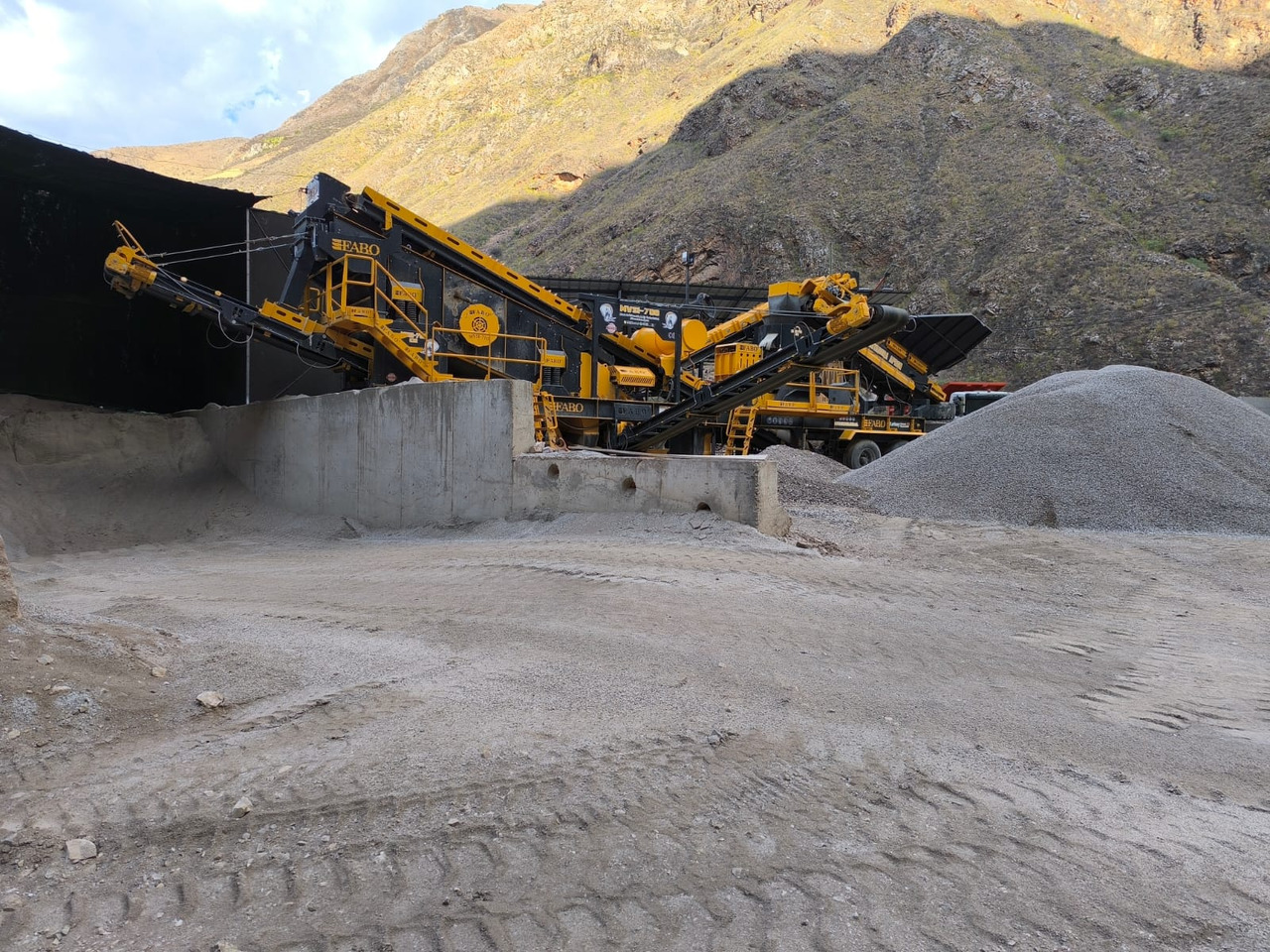 FABO mobile impact crusher - Britador de impacto: foto 1 FABO mobile impact crusher - Britador de impacto: foto 1