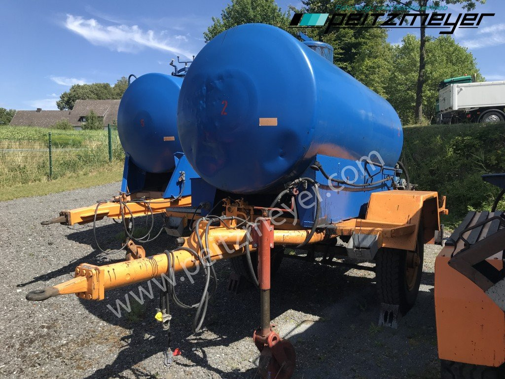 BATHE 1 Achs Anhänger Bitum / Teerkocher - 2,8 m³ Hatz Diesel-Motor 1 D 42 Z - Reboque cisterna: foto 3 BATHE 1 Achs Anhänger Bitum / Teerkocher - 2,8 m³ Hatz Diesel-Motor 1 D 42 Z - Reboque cisterna: foto 3