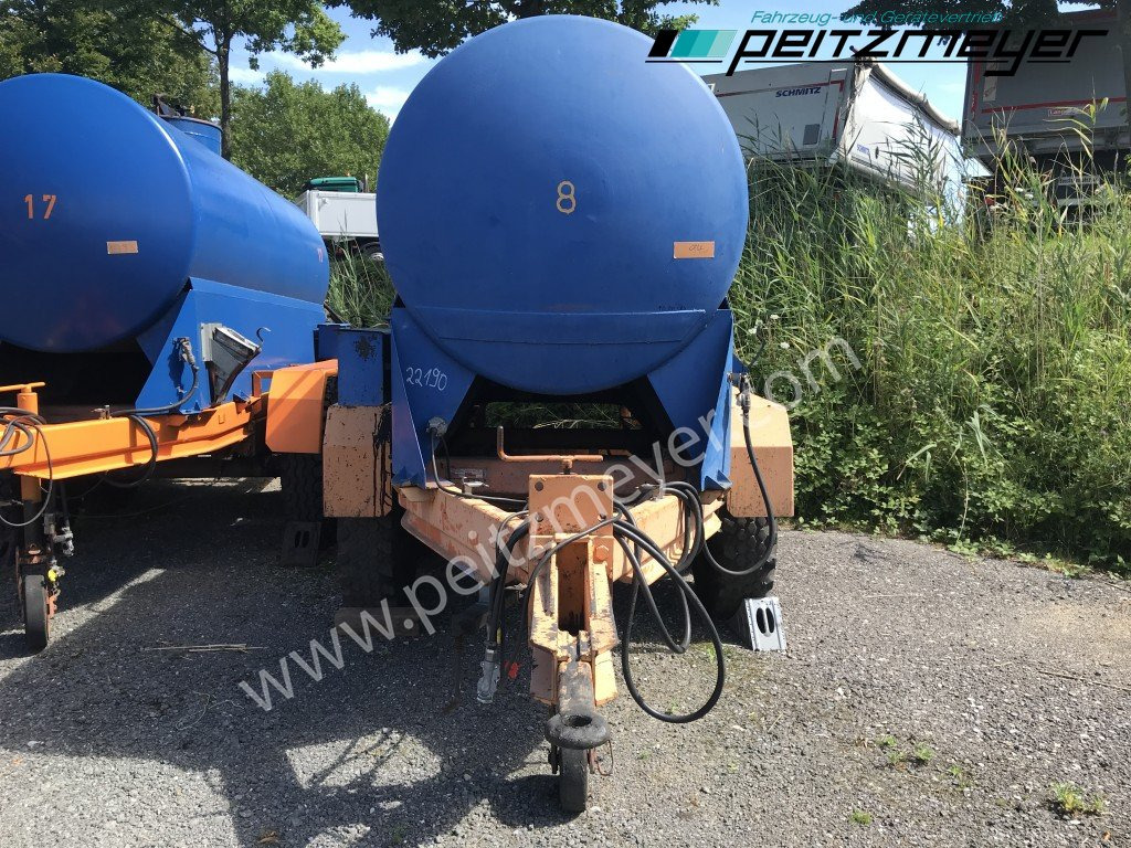 BATHE TANDEMANHÄNGER Bitum / Teerkocher 3,5 m³ - Reboque cisterna: foto 4 BATHE TANDEMANHÄNGER Bitum / Teerkocher 3,5 m³ - Reboque cisterna: foto 4