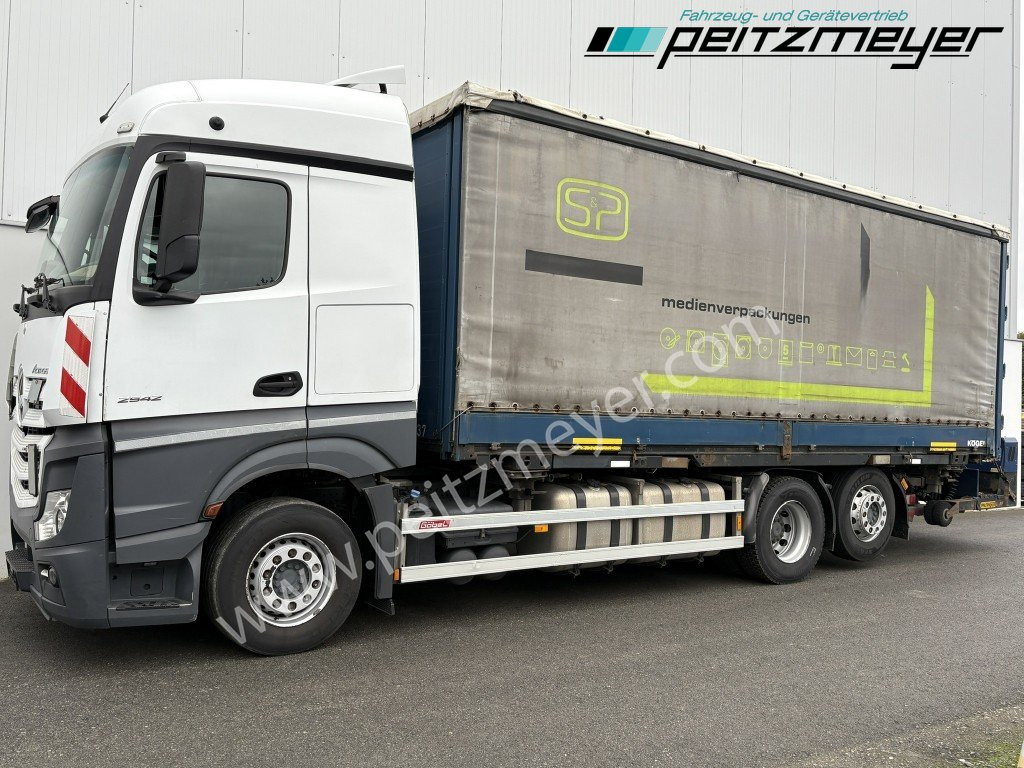 MERCEDES-BENZ Actros 2542 LL BDF Pritsche + Mitnahmestapler komplett - Camião de lona: foto 1 MERCEDES-BENZ Actros 2542 LL BDF Pritsche + Mitnahmestapler komplett - Camião de lona: foto 1