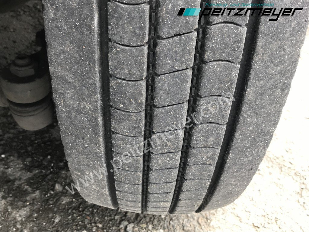 Camião de lona MERCEDES-BENZ Atego 818 L Pritsche+LBW, Klima, 2 x AHK: foto 37