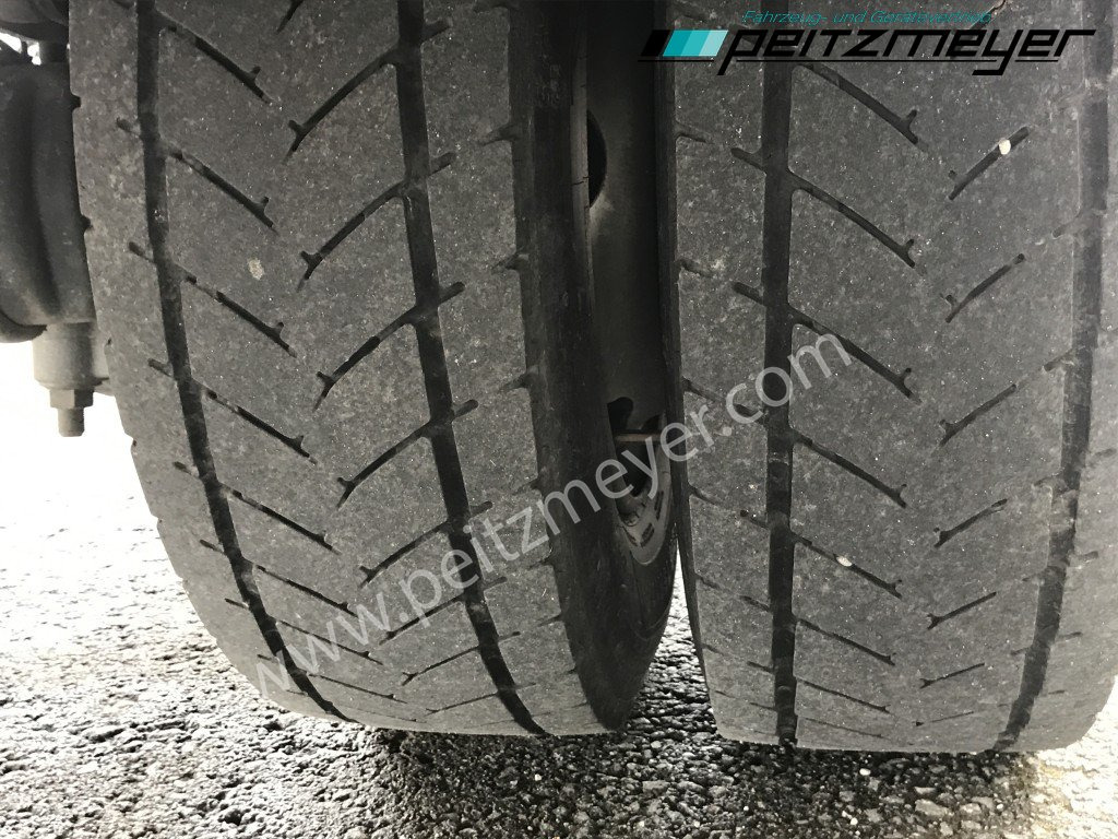 Camião de lona MERCEDES-BENZ Atego 818 L Pritsche+LBW, Klima, 2 x AHK: foto 36