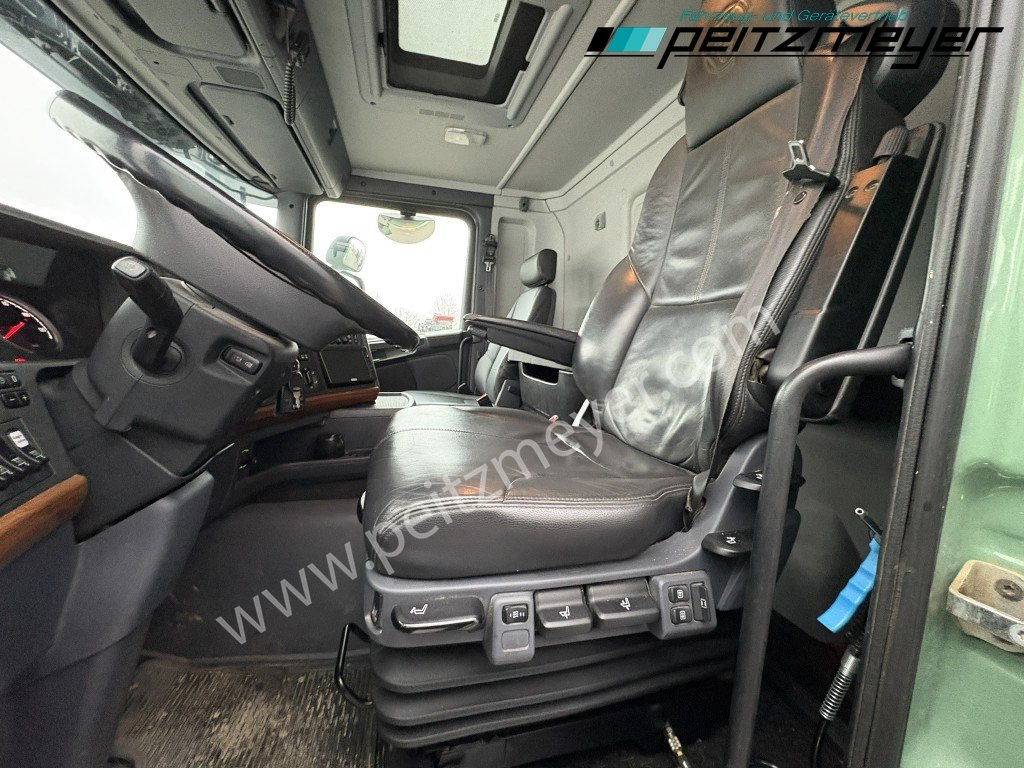 Camião transporte de gado Scania G 450 6x2, Kaba 3-Stock, Hubdach Lenk + Lift,: foto 16 Camião transporte de gado Scania G 450 6x2, Kaba 3-Stock, Hubdach Lenk + Lift,: foto 16